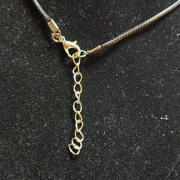 Skull pendant bundle - Picture 5 of 5